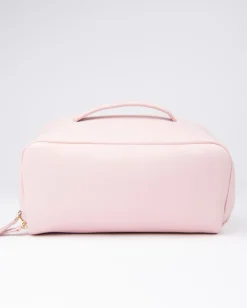 New Essentials Beauty Case Womens Beanies & Knits