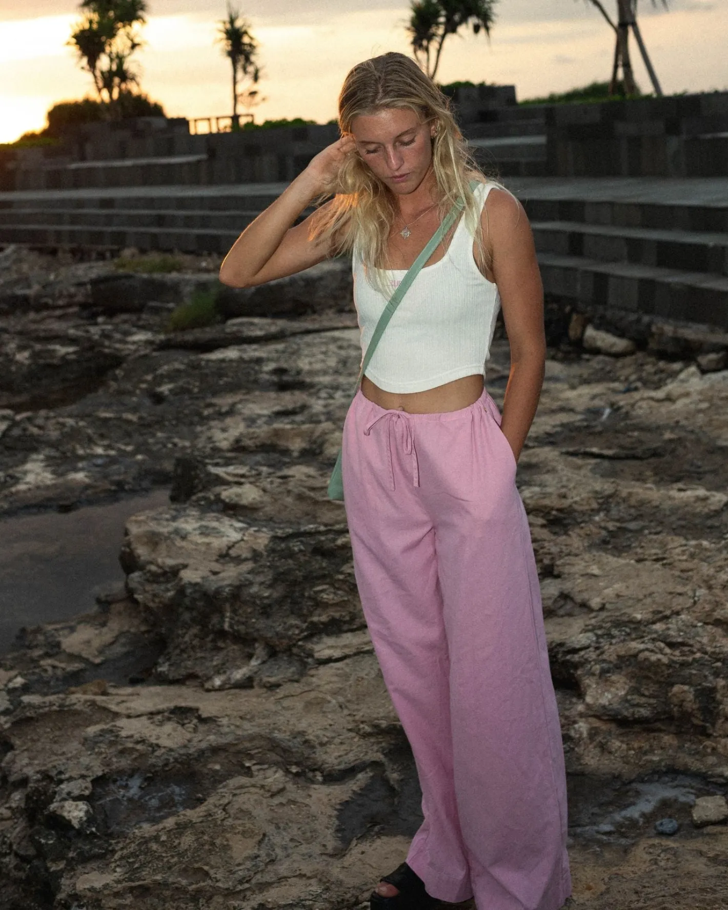 Best Felicity Mid Rise Beach Pant Womens Pants