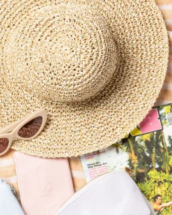 Store Romance Wide Brim Straw Beach Hat Womens Caps & Hats