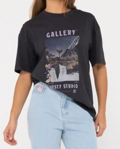 Discount Studio Oversize Graphic Tee Womens Tees & Tanks